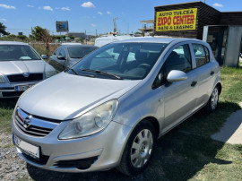 Opel Corsa 2009 Elegance 1.0 benzina cu 5 usi