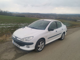 Peugeot 206 1.4i an 2005 1850e garantie