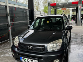 Toyota Rav4 automat benzina