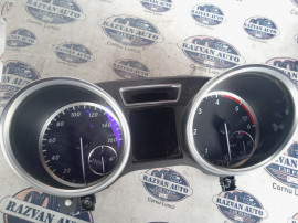 Ceasuri Bord UK Mercedes ML 3.0 Motorina 2012