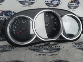 Ceasuri Bord UK Dacia Duster 1.2 2017