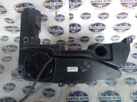 Subwoofer spate original Audi A4 B8