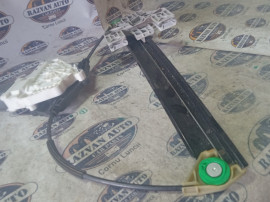 Macara geam dreapta spate Audi A4 B8 2013