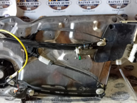 Macara geam dreapta fata Mercedes CLS 2012