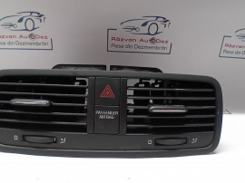 Grila centrala fata Skoda Yeti