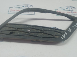 Grila proiector dreapta Seat Leon 2015