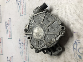 Pompa vacuum Volkswagen Passat B7 2012