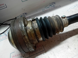 Planetara stanga fata Skoda Superb 2 2.0 2011