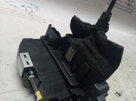 Broasca stanga spate Nissan Juke 2011