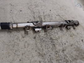 Rampa injectoare Volkswagen Sportsvan 1.4 2014