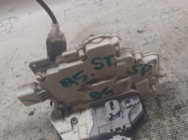 Broasca stanga spate Audi Q5 2010