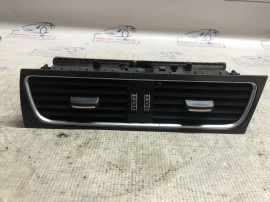 Grila ventilatie centrala Audi A5 2.0 2013