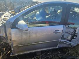 Usa stanga fata Volkswagen Golf 5 Hatchback 2008