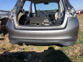 Bara spate Nissan Pulsar 2015