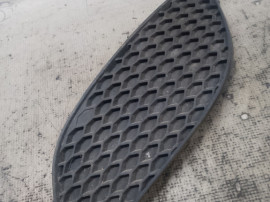 Grila proiector stanga Opel Zafira 2008
