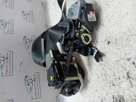 Set Centuri fata cu capsa Volkswagen Passat B8 2015