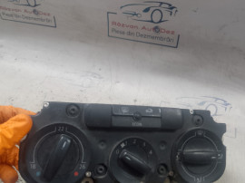 Panou comanda clima Volkswagen Golf 5 2008