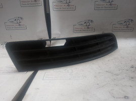 Grila proiector stanga Volkswagen Passat B6 2006