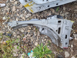 Semi Aripa Stanga Fata Volkswagen Golf 7 2015