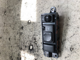 Panou butoane comutare Nissan Juke 1.6 Benzina 2015