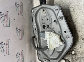 Macara geam stanga spate Skoda Superb 2 2014