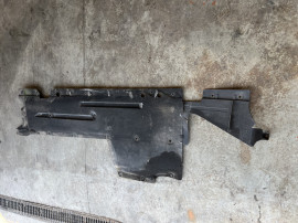 Scut lateral stanga BMW Seria 1 F20 2014