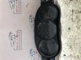 Ceasuri Bord UK Dacia Duster 2014