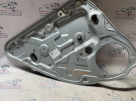 Macara geam stanga spate Ford Focus 2 Hatchback 2010