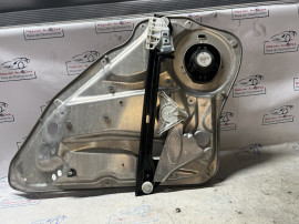 Macara geam stanga spate Mercedes E 350 2010