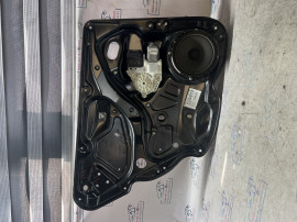 Macara geam stanga spate Volkswagen Passat B7 2012