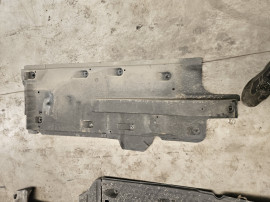 Scut lateral dreapta Skoda RAPID 2014