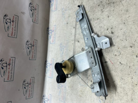 Macara geam dreapta spate Dacia Duster 2015