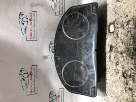 Ceasuri Bord UK Volkswagen Tiguan 2009