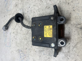 Senzor declanșare capotă stanga Hyundai Santa Fe 2015