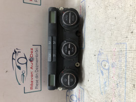 Panou comanda clima Volkswagen Touran 2005