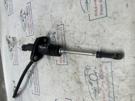 Pompa ambreiaj Chevrolet Captiva 2.2 2008