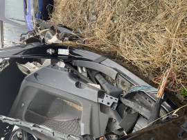 Prag stanga tabla Porsche Cayenne 2013