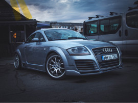 Audi TT (8N) Coupe Turbo 225 Quattro 2001 ( FULL OPTION )