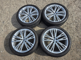 Jante aliaj originale Audi 20" cu anvelope vara Bridgestone 255/45 R20