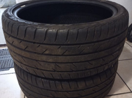 2 x anvelope vara 245/35/R20 97W