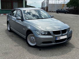 BMW 320i 2007. .