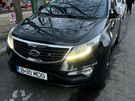 KIA Sportage 2013 FULL 4X4 184 CP Cutie Automat - Trapa - Parcheaza Singura