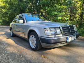Mercedes W124 an1990