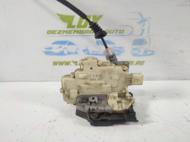 Incuietoare usa fata dreapta broasca 3c1837016a Volkswagen