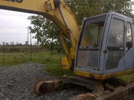 Excavator Kobelco 130 LC,dezmembrez