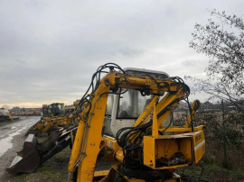 Dezmembrez excavator Mecalac 11CX