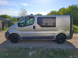 Opel vivaro 5 locuri 1.9tdi an 2006