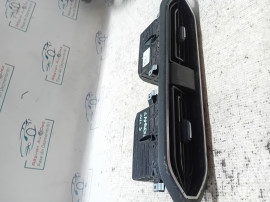 Grila ventilație centrală Dacia Sandero 3 2022, 687509018R