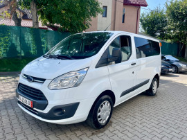 Ford Transit Custom 8 + 1 Locuri Motor 2.0. Tdci 105 C.P. An 2017