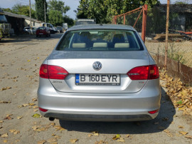 Liciteaza-Volkswagen Jetta 2012